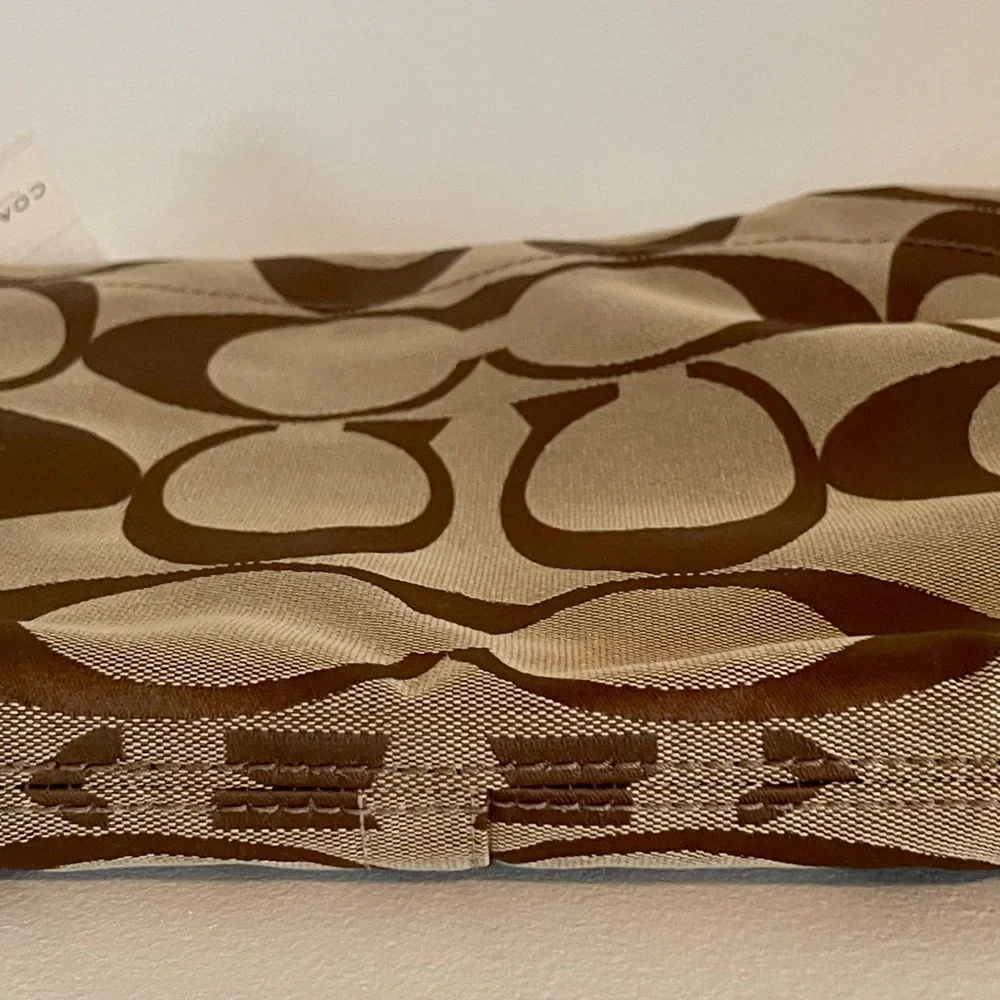 COACH SIGNATURE SLIM CARLY HANDBAG Brown and Tan - Picture 6 of 10